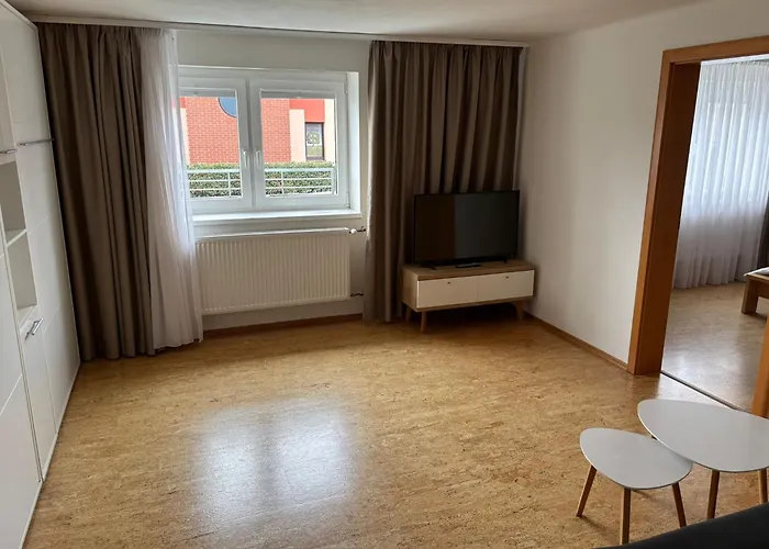 - 2 Izbový Apartamento *