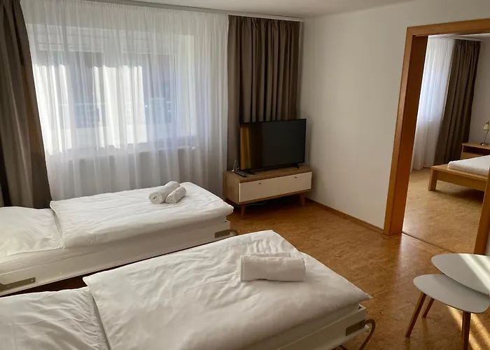 - 2 Izbový Brezno